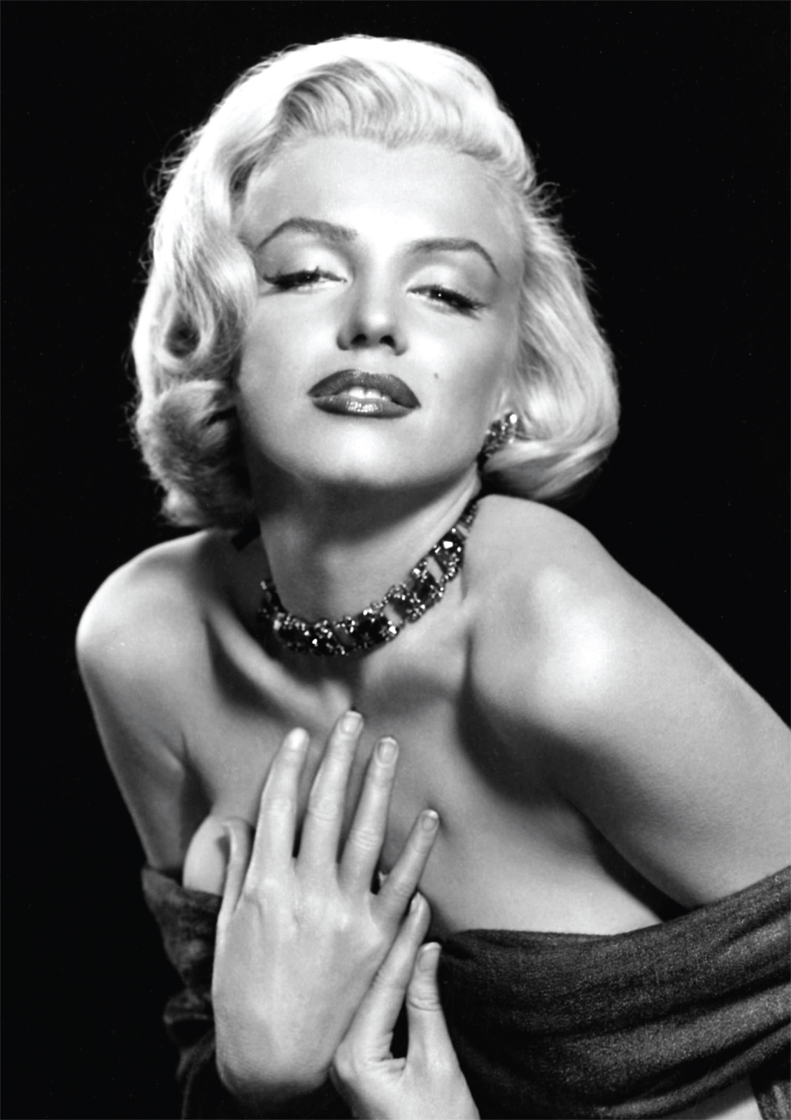 Marilyn Monroe Awsome New POSTER Chain